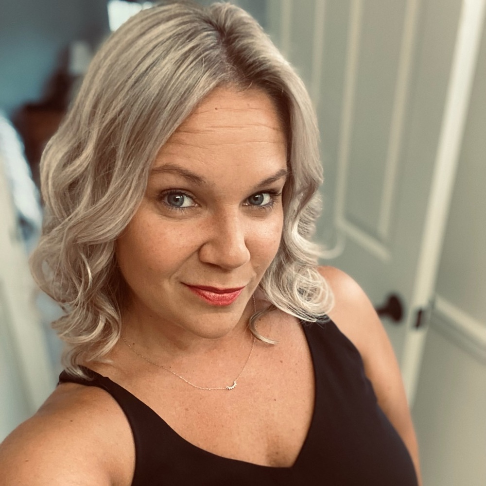Meet your Posher, Jennifer